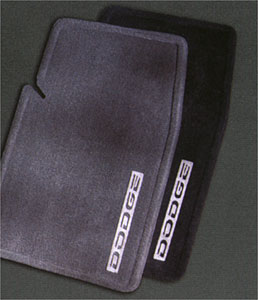 2004 Dodge dakota club cab carpet floor mats 82206511